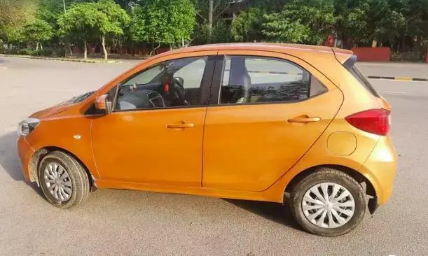 Tata Tiago Revotorq XT (O) 2017