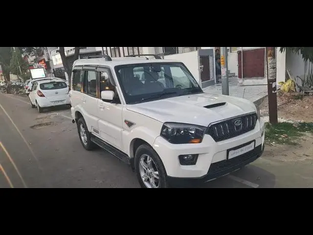 Mahindra Scorpio S10 4WD 2014