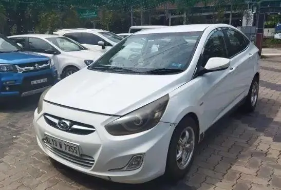 Hyundai Verna 1.4 CRDi 2011