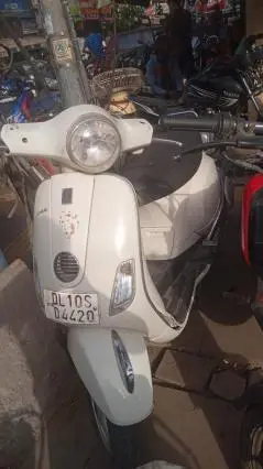 Piaggio Vespa 125cc 2013