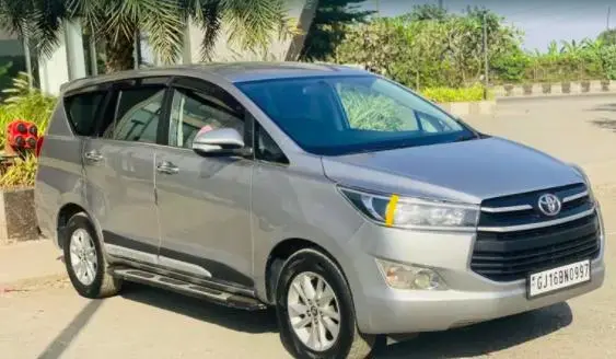 Toyota Innova Crysta 2.4 G 8 STR 2016