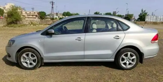 Volkswagen Vento 1.6L Highline 2014