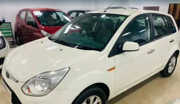 Ford Figo DURATEC TITANIUM 1.2 2013