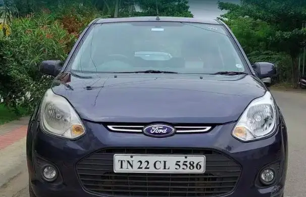 Ford Figo 1.2P TITANIUM MT 2013