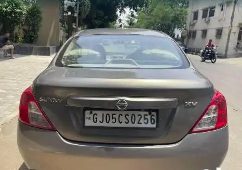 Nissan Sunny XV PETROL 2011