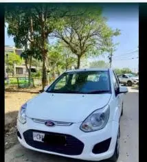 Ford Figo 1.2P TITANIUM MT 2013