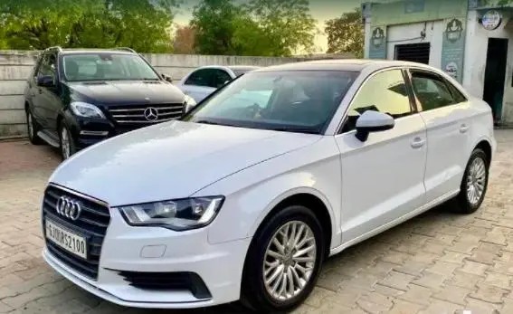 Audi A3 35 TDI Premium + Sunroof 2016