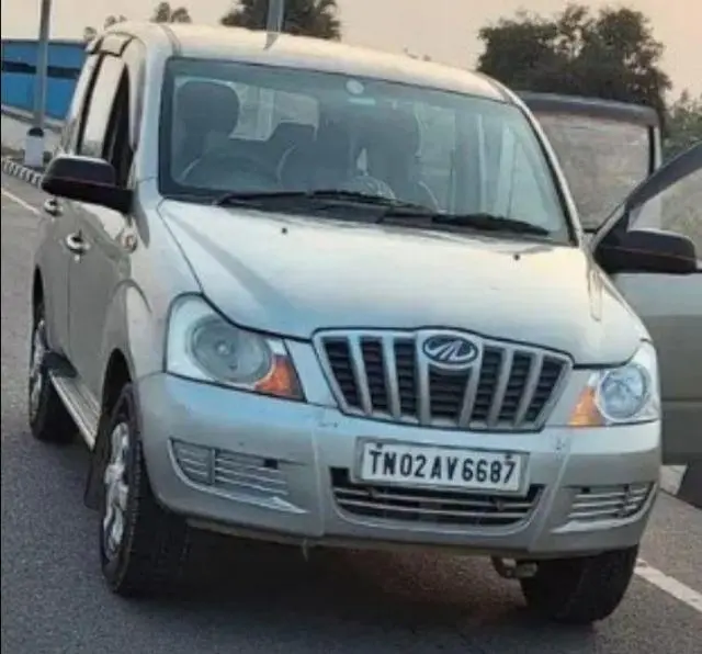 Mahindra Xylo E4 ABS BS IV 2012