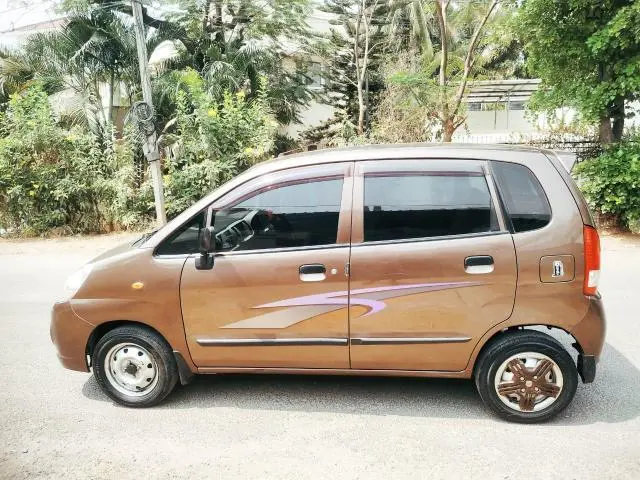 Maruti Suzuki Zen Estilo LXI BS IV 2011