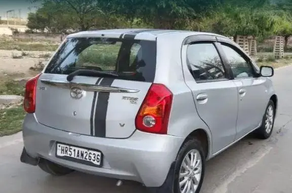 Toyota Etios Liva V 2011