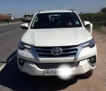 Toyota Fortuner 3.0 4x2 MT 2019