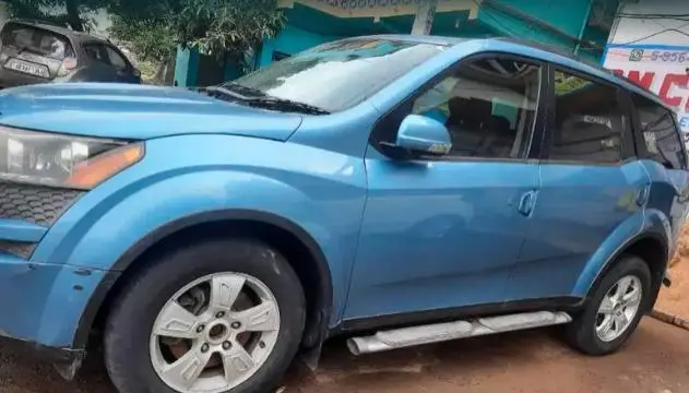 Mahindra XUV500 W8 2014