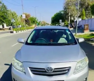 Toyota Corolla Altis 1.8 G 2011