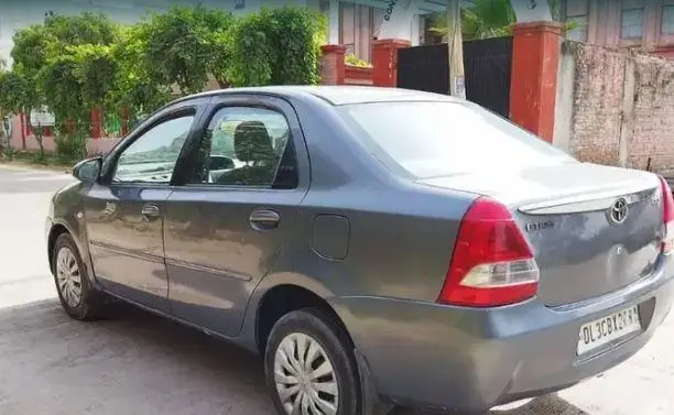 Toyota Etios Cross 1.4 GD 2014