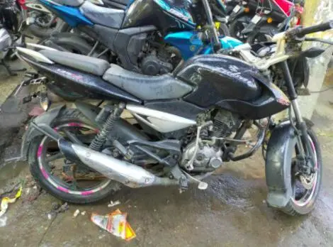 Bajaj Pulsar 135LS 2011