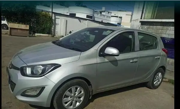 Hyundai i20 Sportz 1.4 CRDi 2012