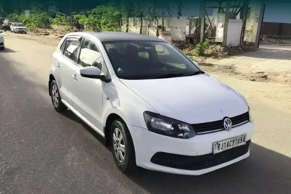 Volkswagen Polo Trendline 1.5L (D) 2015