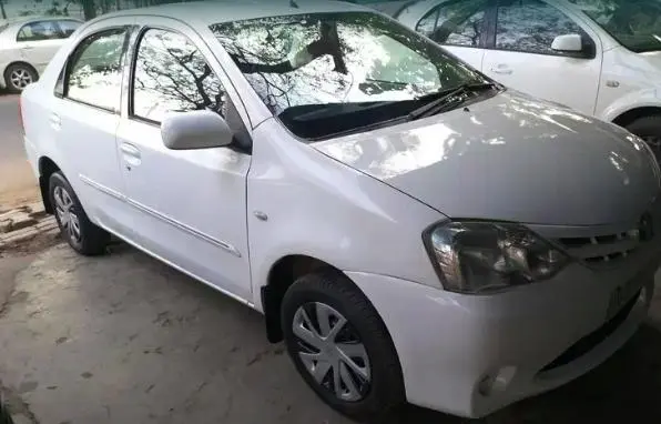 Toyota Etios GD 2012