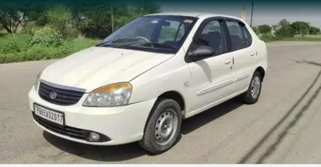 Tata Indigo eCS GLX 2011
