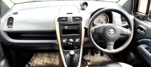 Maruti Suzuki Ritz Vxi 2010