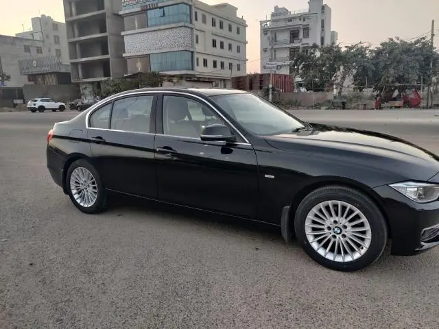 BMW 3 Series GT 320d Luxury Line 2015