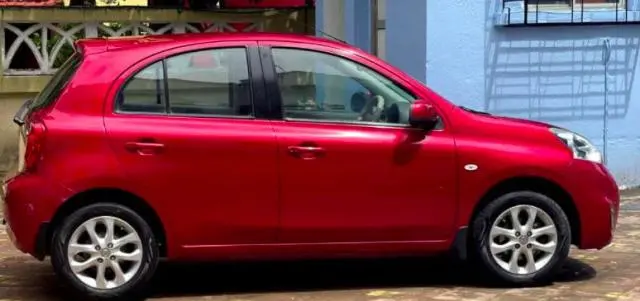 Nissan Micra XV CVT 2017