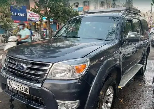 Ford Endeavour 3.0L 4X4 AT 2013