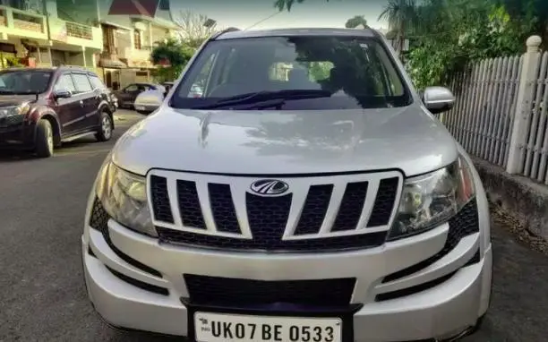 Mahindra XUV500 W8 2014