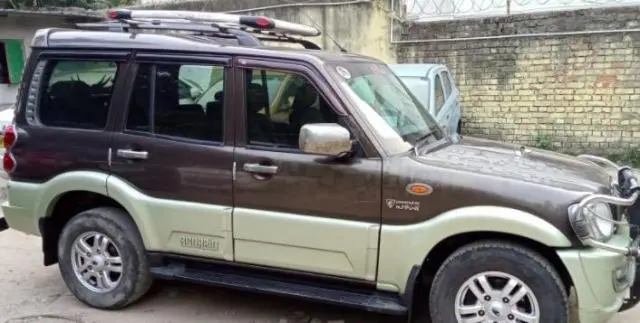 Mahindra Scorpio VLX 4WD BS IV 2014