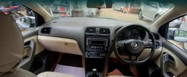 Volkswagen Vento Comfortline Petrol 2015