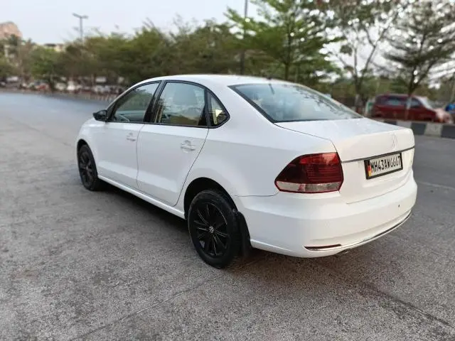 Volkswagen Vento 1.5 TDI Highline 2016