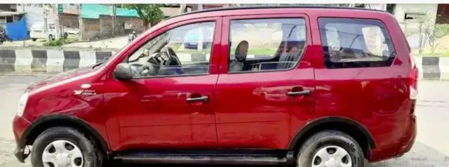 Mahindra Xylo E4 ABS BS III 2013