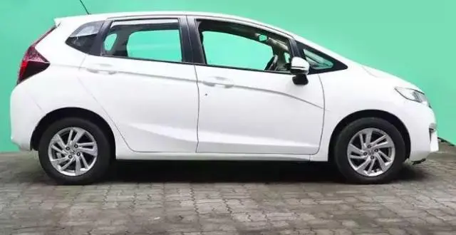 Honda Jazz V AT 2015