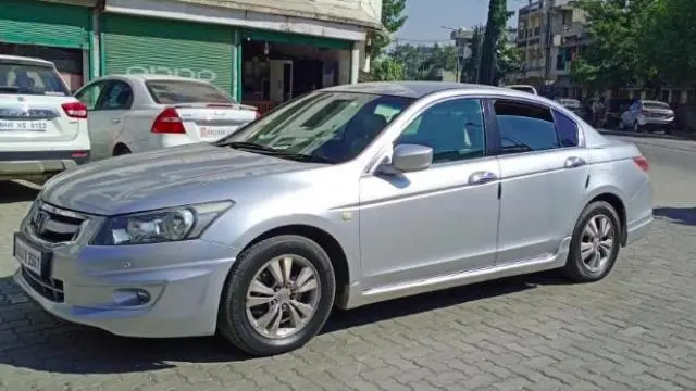 Honda Accord 2.4 AT 2009