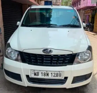 Mahindra Quanto C6 2015