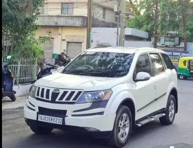Mahindra XUV500 W8 2WD 2012