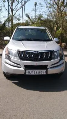 Mahindra XUV500 W8 2014