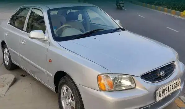 Hyundai Accent GLE CNG 2010