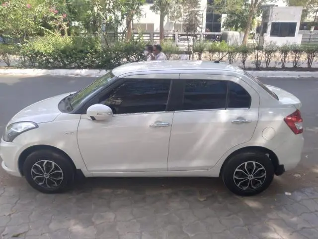 Maruti Suzuki Swift DZire VDi 2016