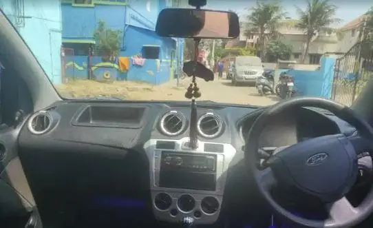 Ford Figo TREND 1.2 TI-VCT 2012