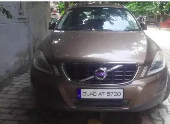 Volvo XC60 Kinetic D3 2012