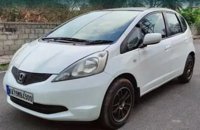 Honda Jazz 1.2 V i-VTEC 2011