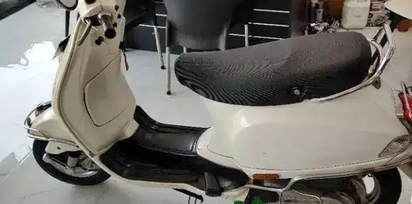 Piaggio Vespa 125cc 2012