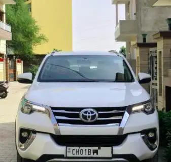 Toyota Fortuner 3.0 4x4 AT 2018