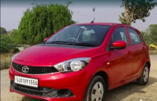 Tata Tiago Revotron XT 2018