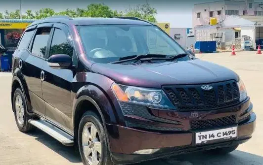 Mahindra XUV500 W8 2WD 2015