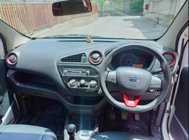 Datsun Redi-GO Gold Limited Edition 2017