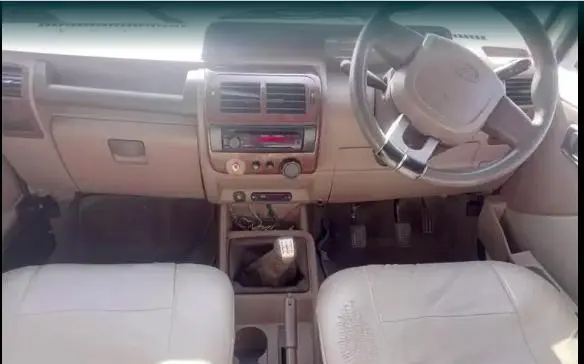 Mahindra Bolero SLE BS IV 2013