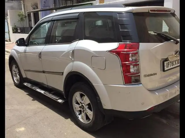 Mahindra XUV500 W8 2012