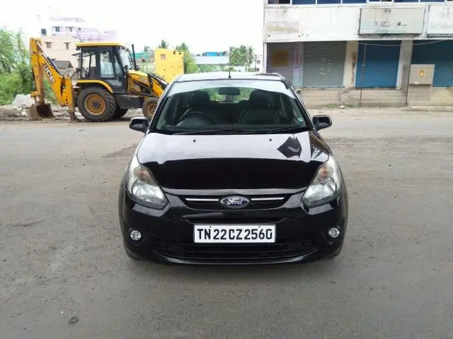 Ford Figo 1.5 TDCI Titanium 2011